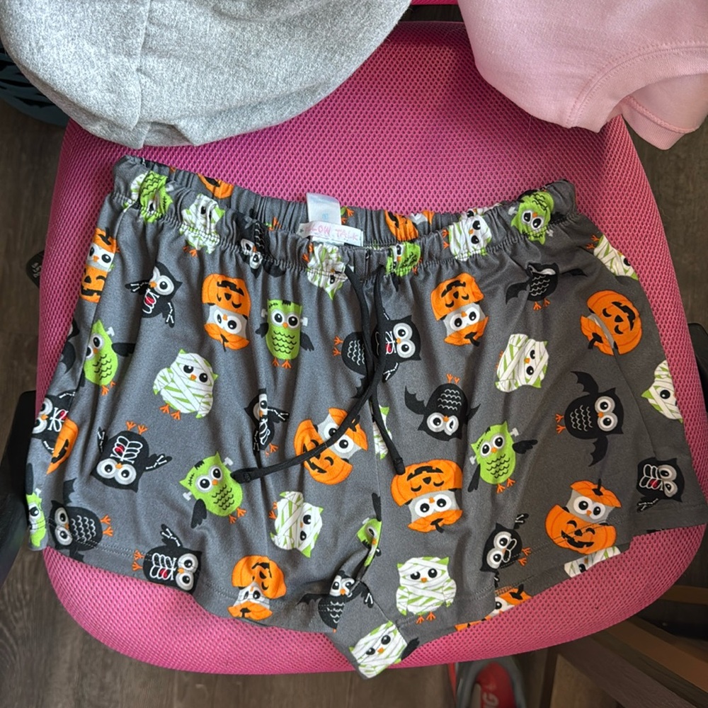 Pajama shorts size medium Halloween themed